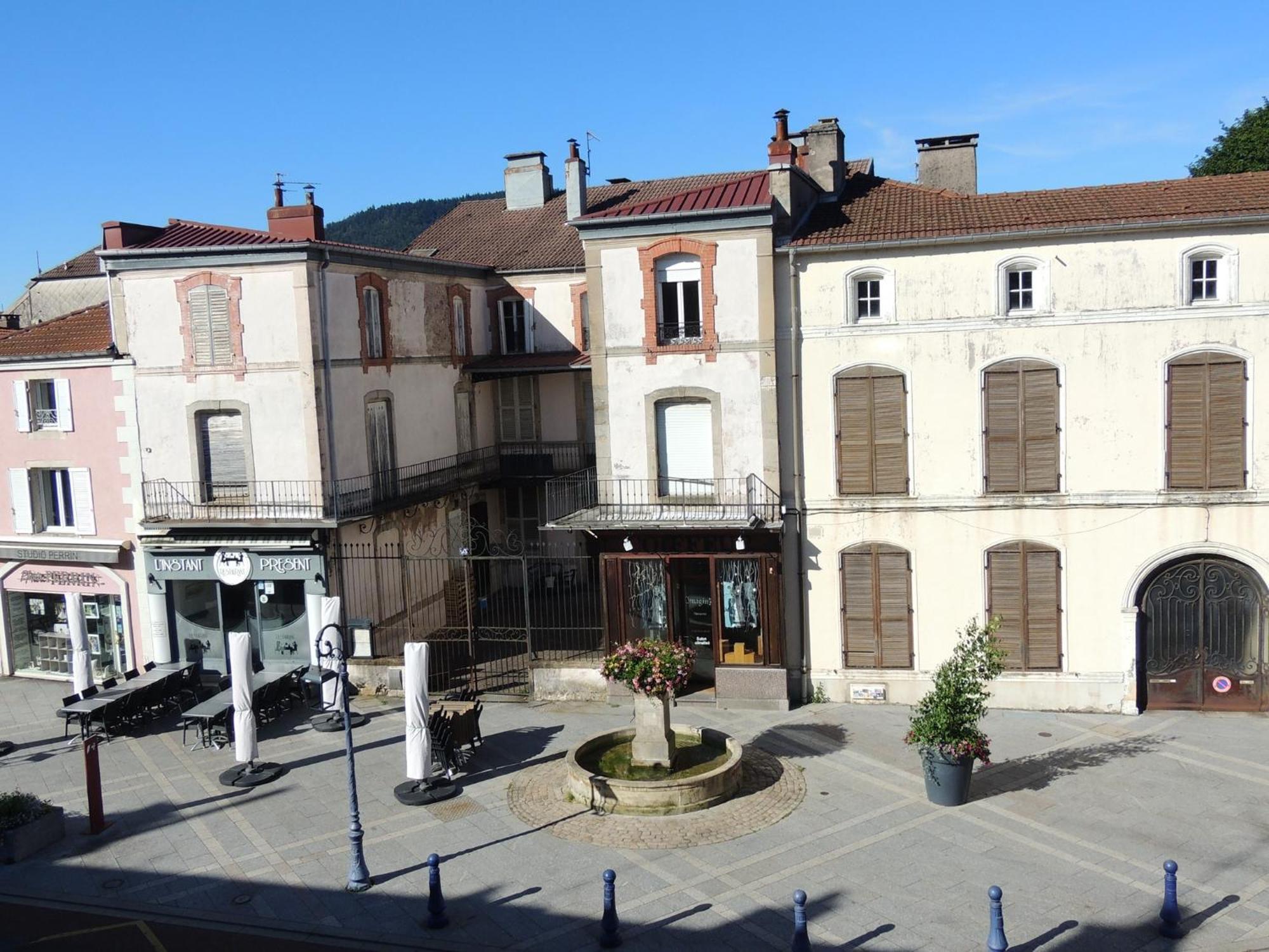 Cocon De La Belle De Vosges 3 Chambres Remiremont Exteriér fotografie